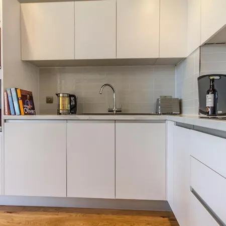 Arden Gate By Lfd Apartment